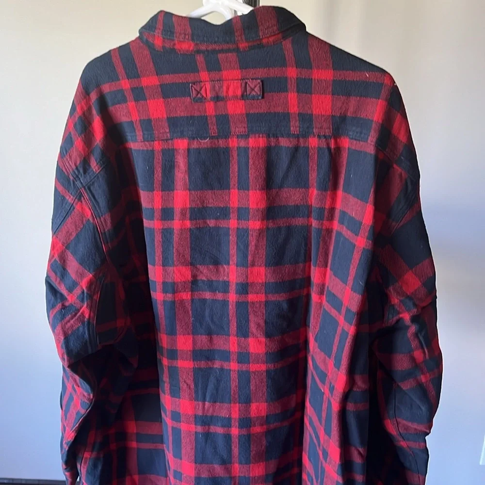 Duluth Trading Co. Navy and red flannel ShirtJac. 3XL. Worn one time - Picture 9 of 9